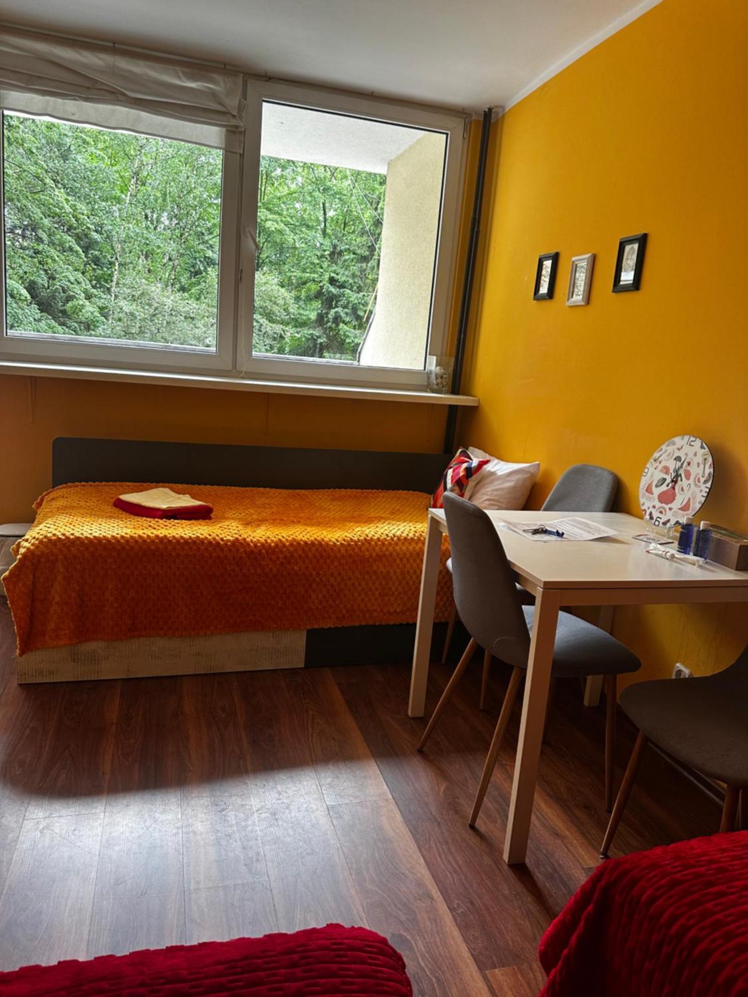 Travel House Wroclaw Hotel Exterior photo