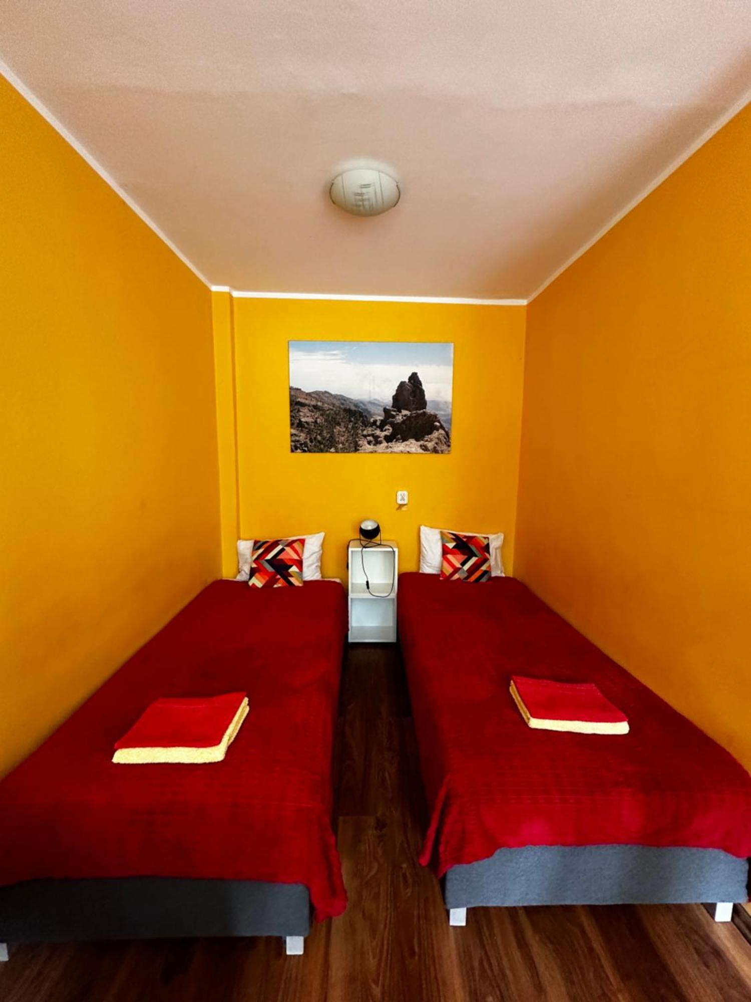 Travel House Wroclaw Hotel Exterior photo